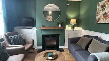 Smart TV y chimenea
