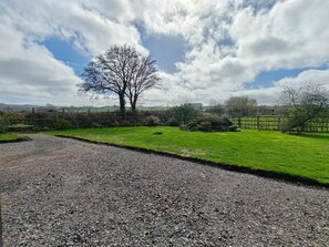 Property grounds - 1 Bed in Rimpton (oc-t38225) (Rimpton)