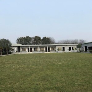 Esterni