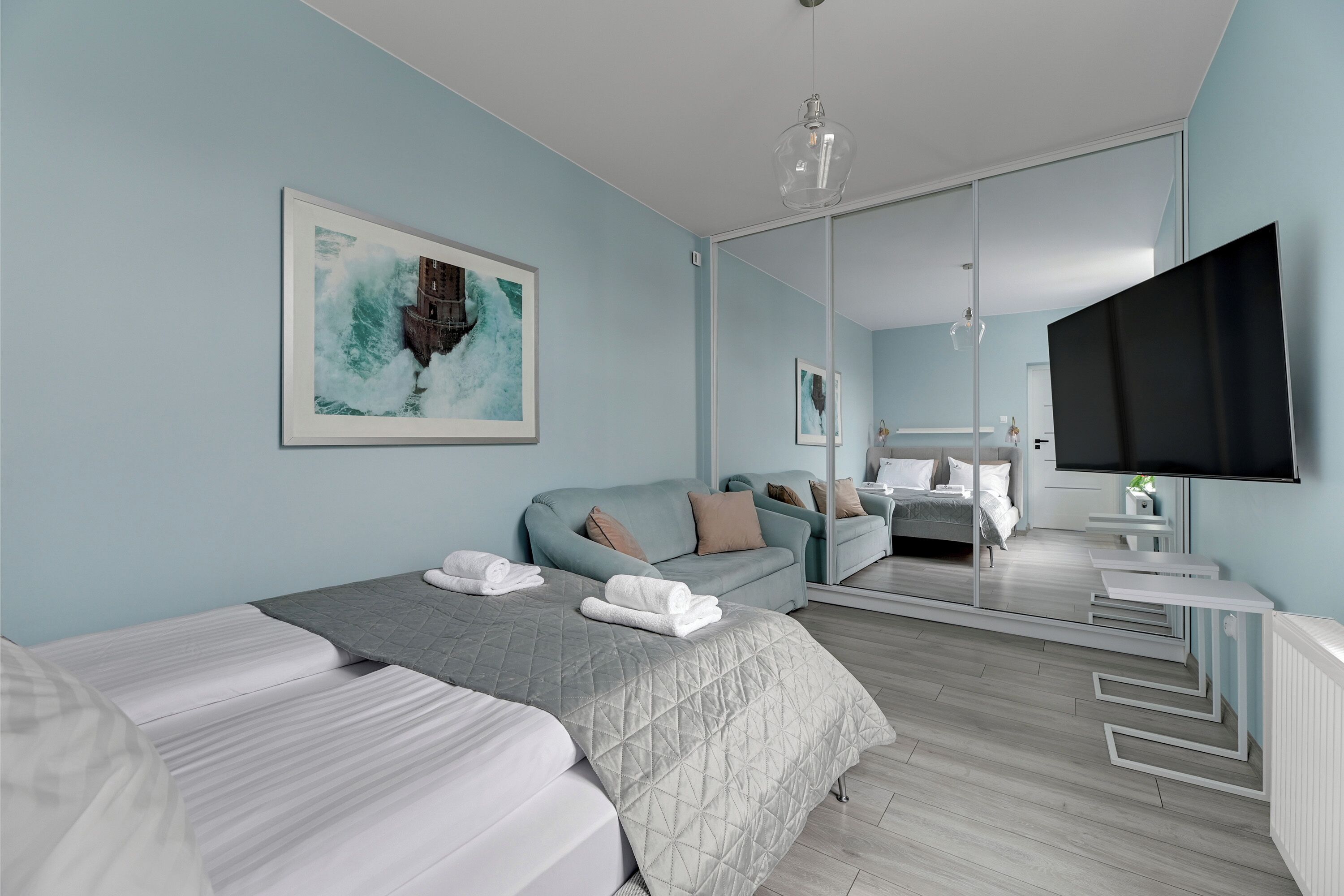 Studiosuite – standard, 1 queensize-seng med sovesofa, ikke-røyk, privat bad | Sengetøy av topp kvalitet, individuelt dekorert og strykejern/-brett