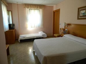 Desk, free WiFi, wheelchair access - HERMIDA RURAL HOTEL BOUTIQUE (Incio)