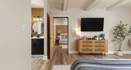 Connecting King + 2 Queen Suite | Ideal for Families & Groups