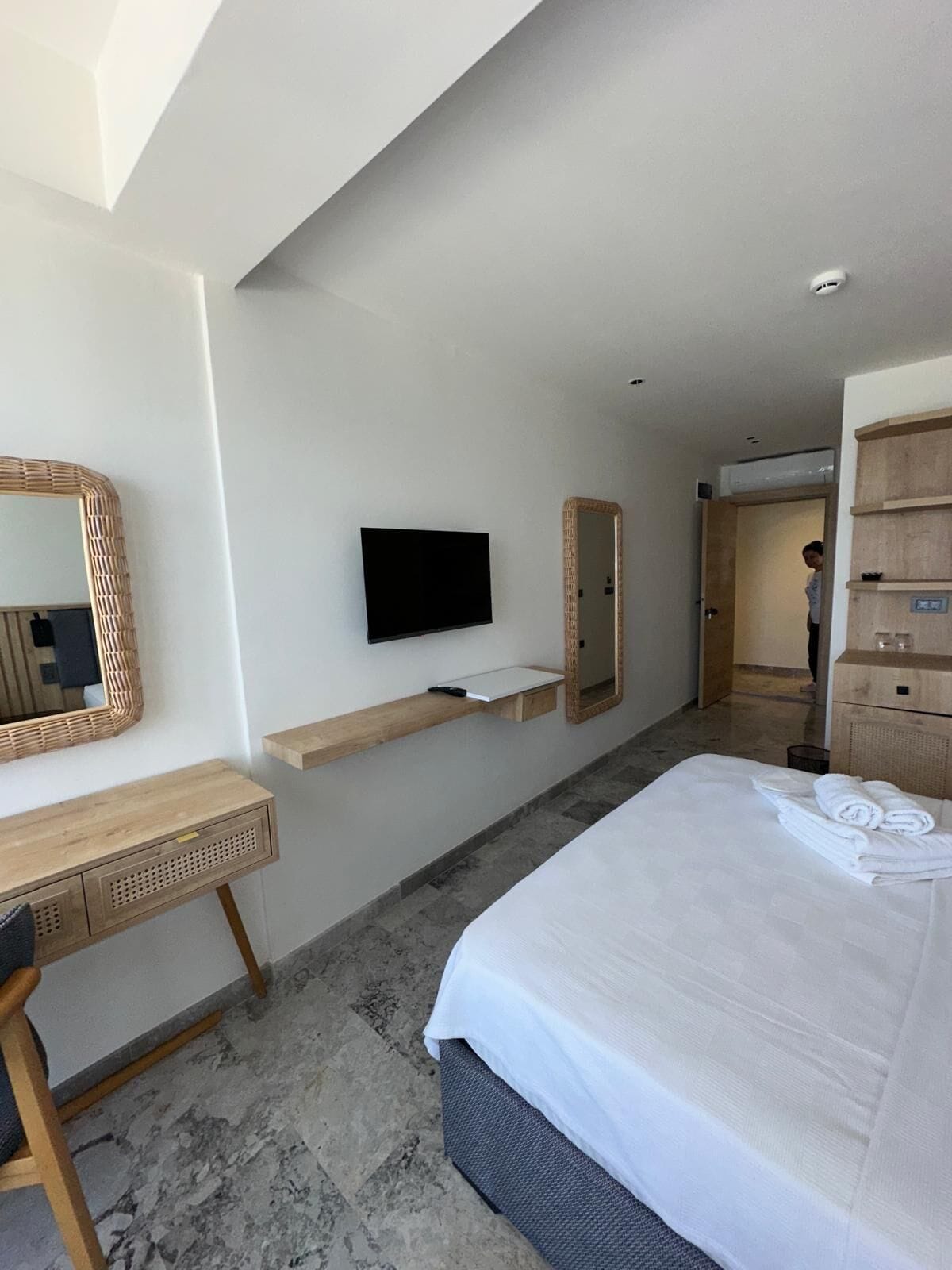 Comfort Triple Room, Balcony, Sea View | Desk, laptop workspace, iron/ironing board, free WiFi