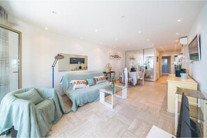 Living area - Vrbo Property (Cannes)