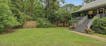 Downtown and Beach accessible Hot Tub + Firepit