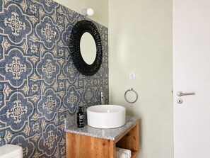 Double Room, Balcony | Bathroom