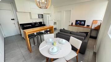 Apartment | Dining