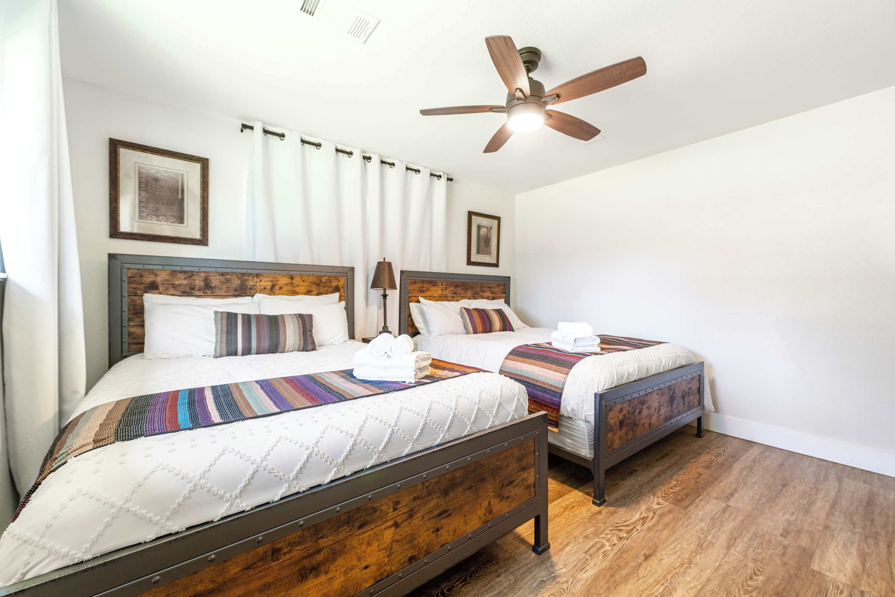 3 bedrooms, iron/ironing board, WiFi, bed sheets