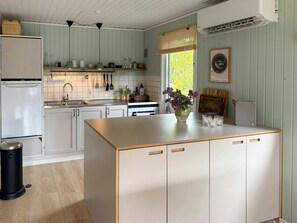 Ugn och kaffe- och tebryggare
