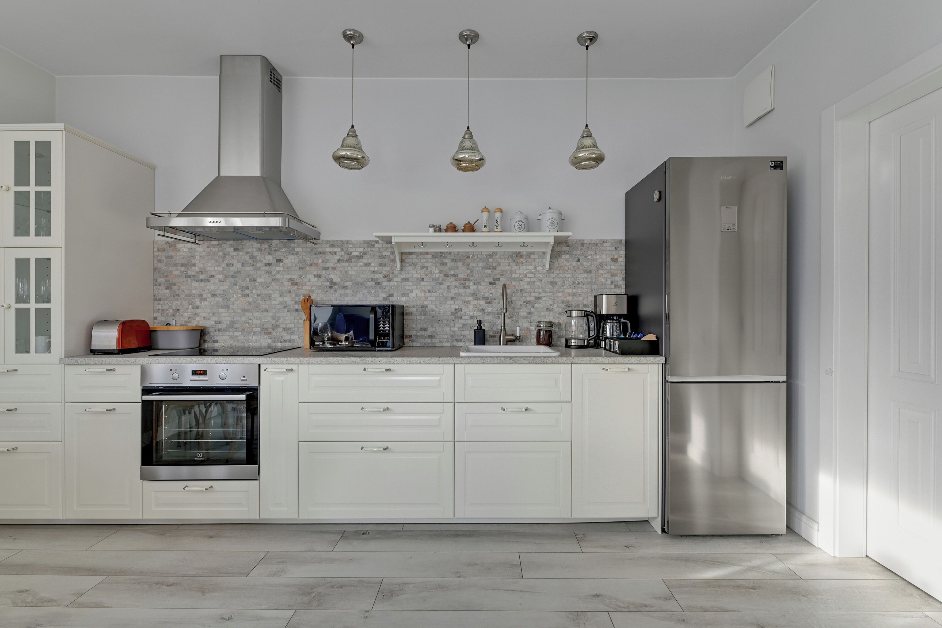 Family Apartment, Balcony, City View | Private kitchen | Coffee/tea maker, electric kettle, toaster, high chair