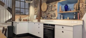 The Artist’s House in Céret – Boutique Townhouse with Rooftop Terrace