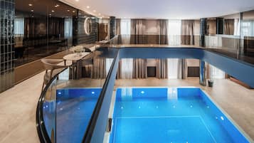 Sauna, Whirlpool, Dampfbad, Massageanwendungen