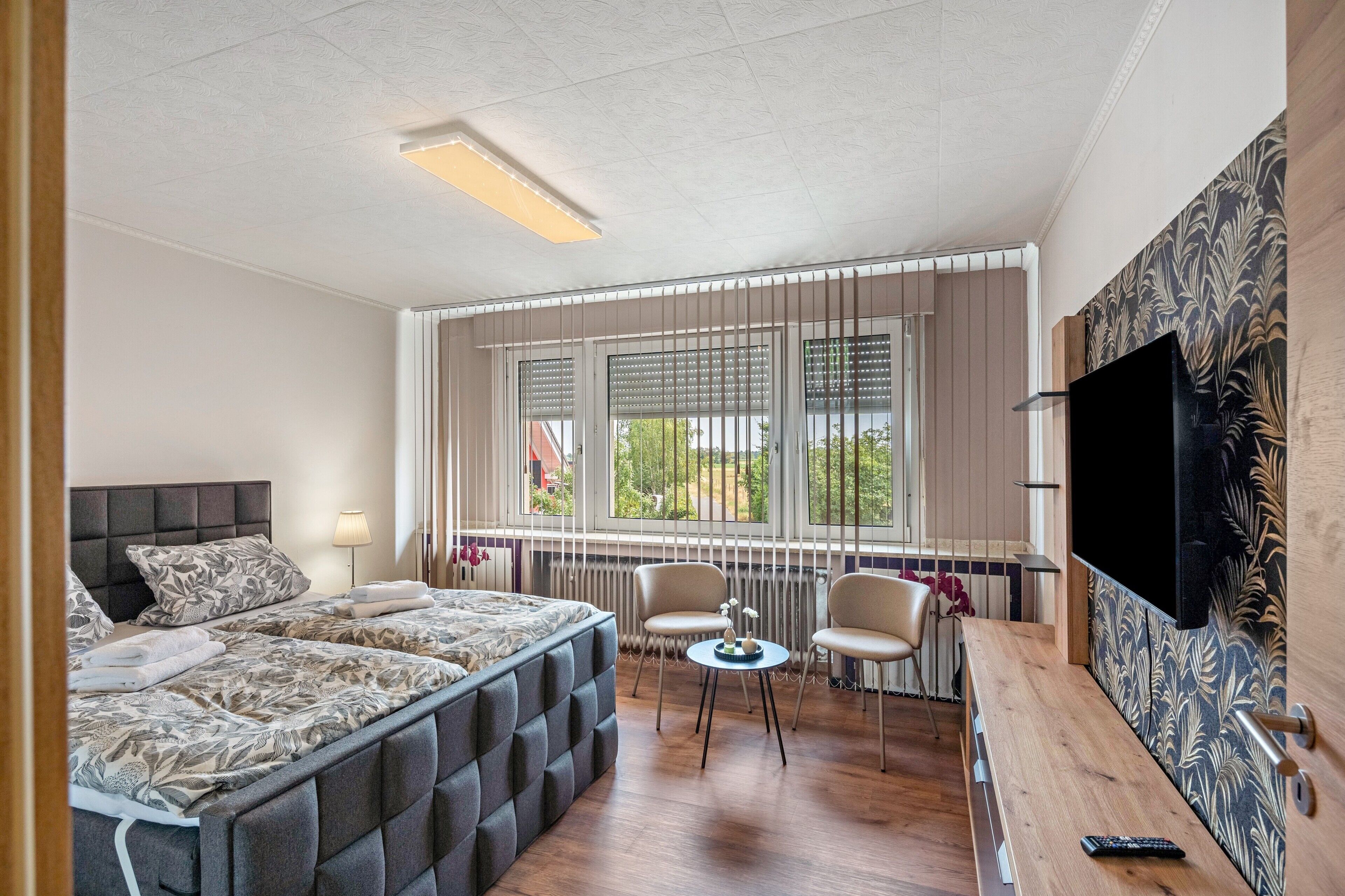 2 slaapkamers, een strijkplank/strijkijzer, wifi, beddengoed