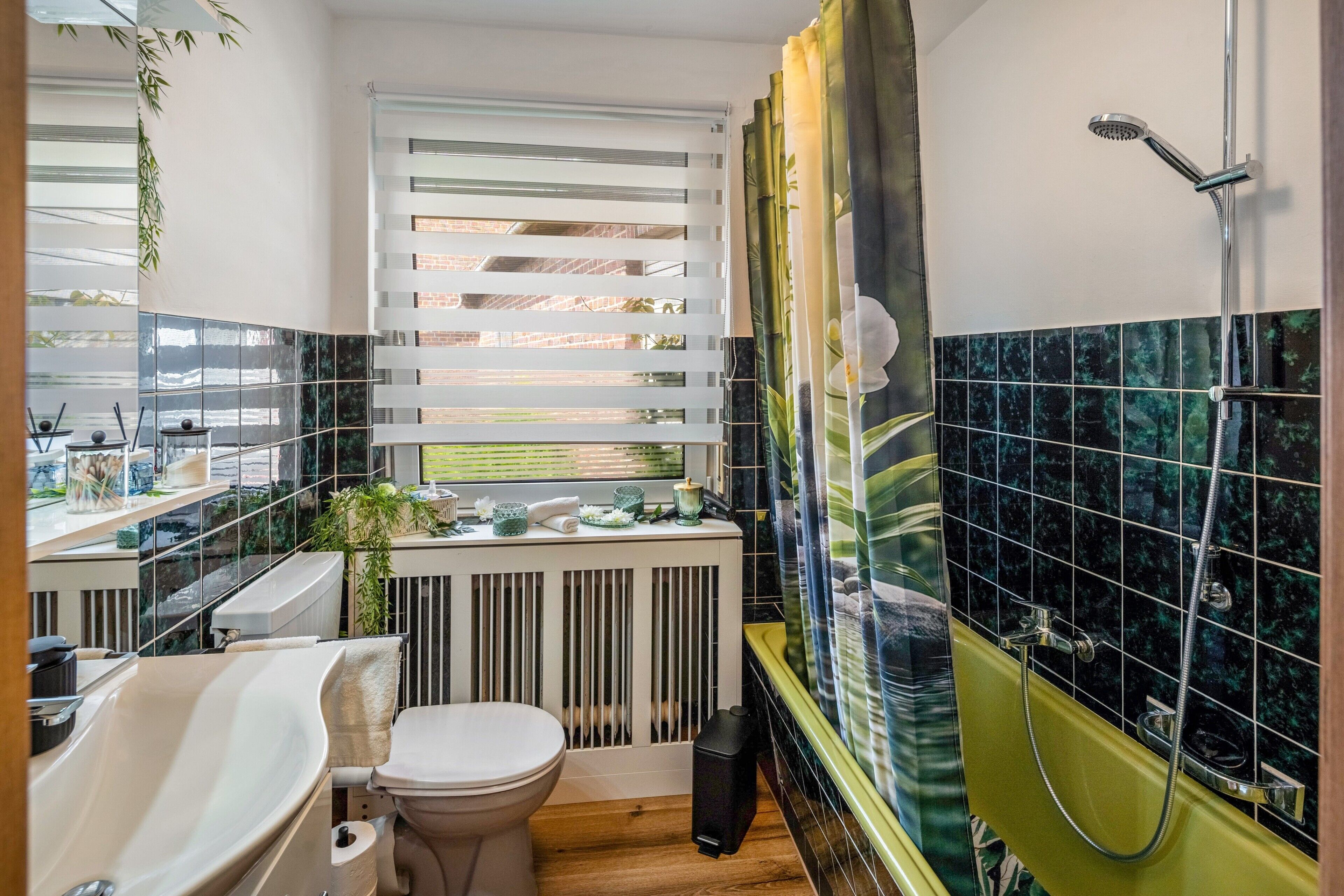 Een douche, handdoeken