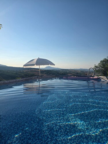 Casa Vincenza: Country House with Mountain View and Private Garden
