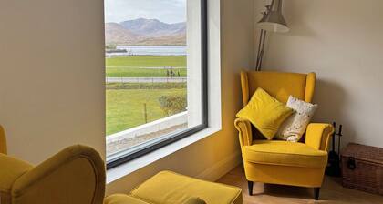 Cottage 503 - Leenane - sleeps 6 guests in 3 bedrooms
