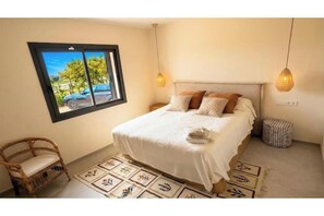 Room - Can Amaní, luxury villa (Girona)