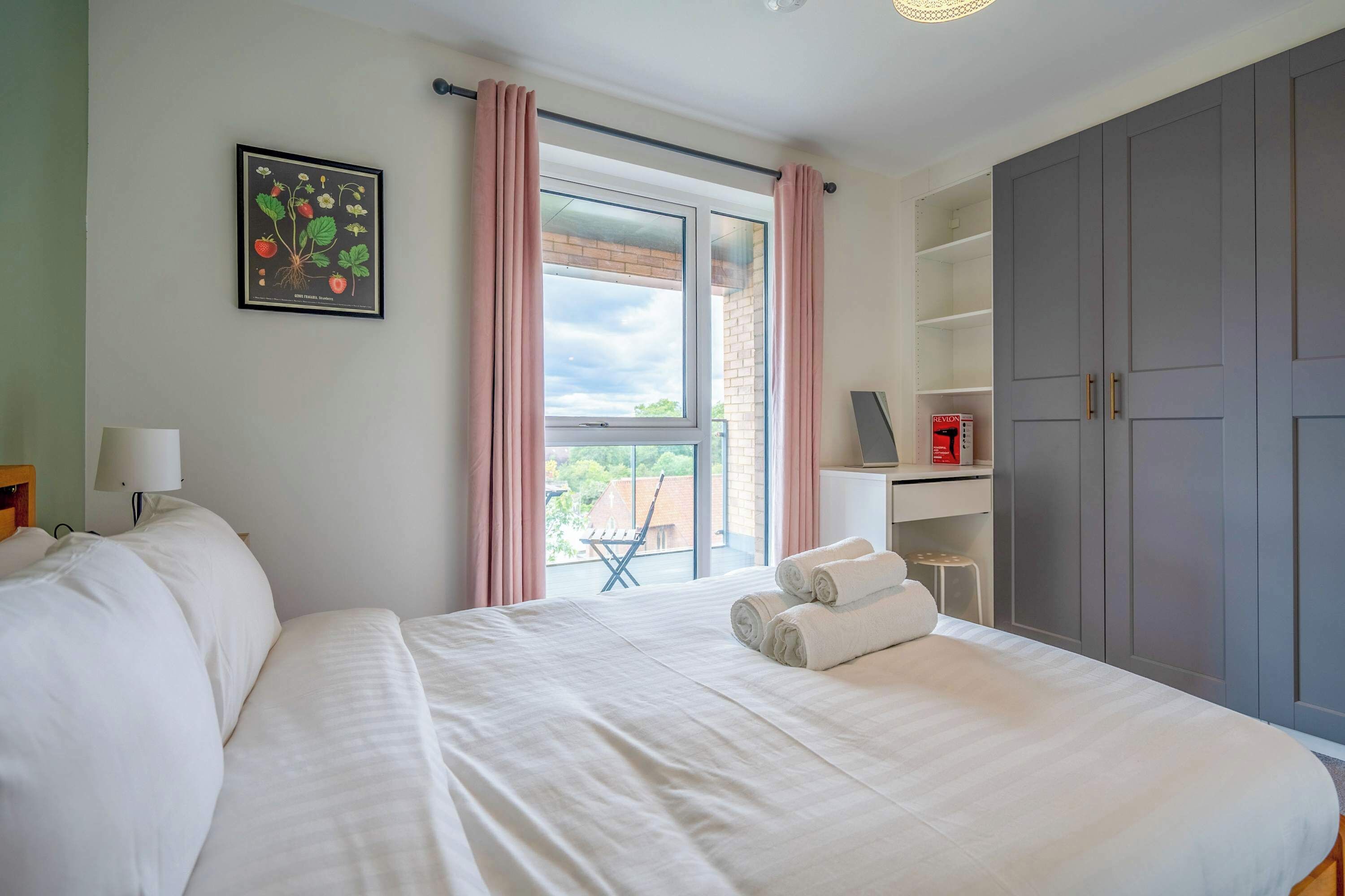 1 bedroom, iron/ironing board, Internet, bed sheets