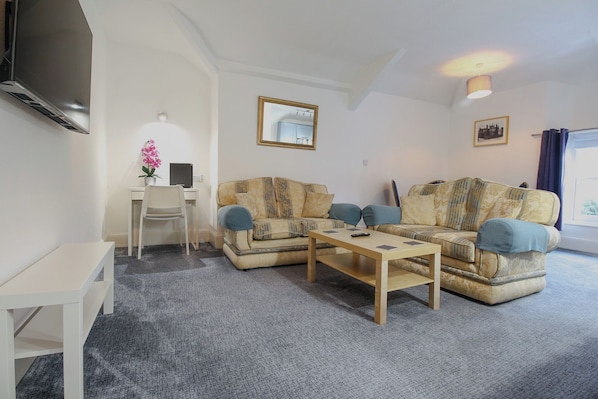 Appartement Supérieur, 2 chambres, non-fumeurs, animaux de compagnie interdits | Coin séjour