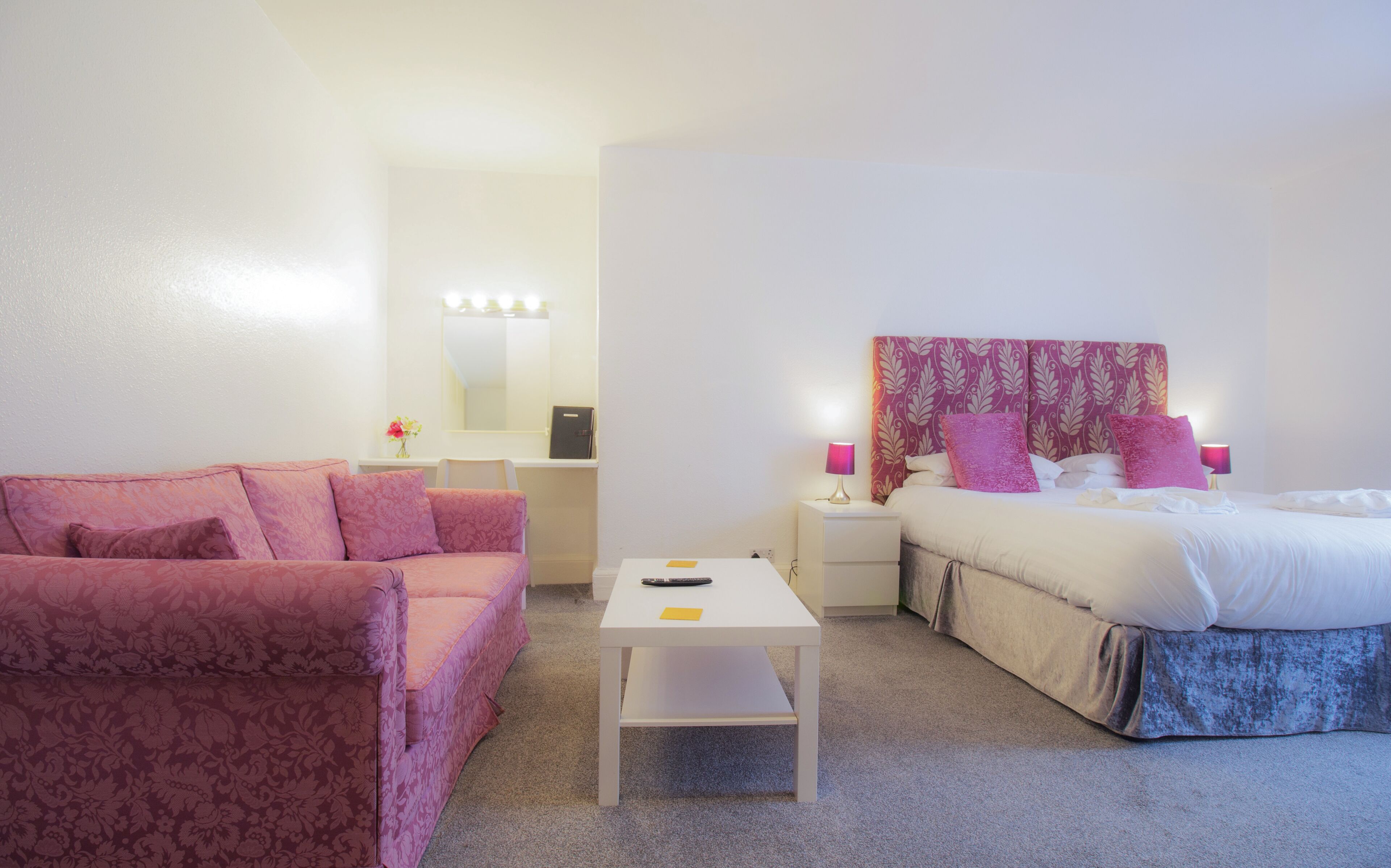 Standard Studio | Iron/ironing board, free WiFi