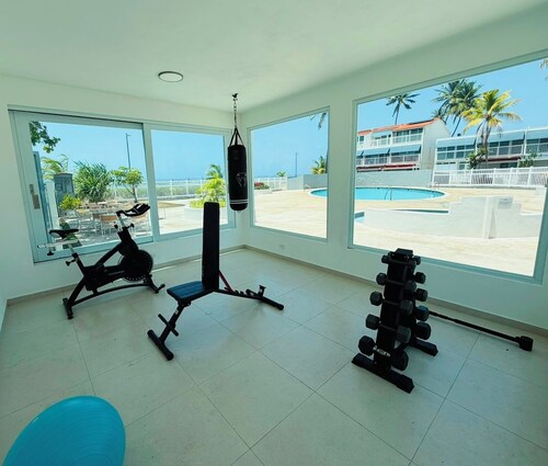 Sol Dorado Hoy: Resort living. Steps from Beach, Pool,Golf,Dining & Water Backup