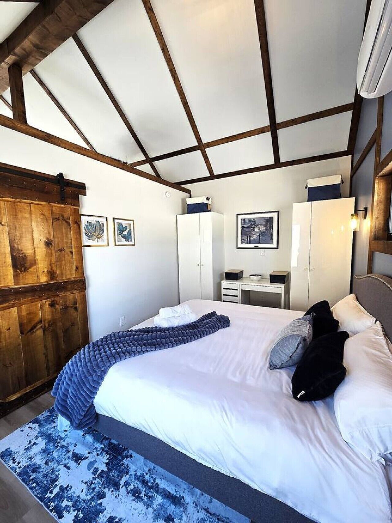 Desk, iron/ironing board, travel crib, WiFi
