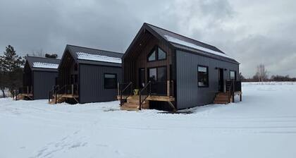 Nordic Spa Retreat Chalet, king bed, luxury bath