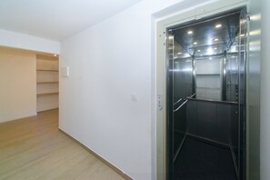 Interior - WELCS APTO A16 MADRAGUE sea front (Rosas / Roses)