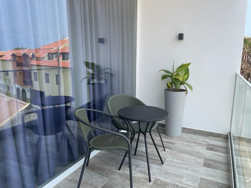 Habitación doble Deluxe, vista a la ciudad | Terraza o patio