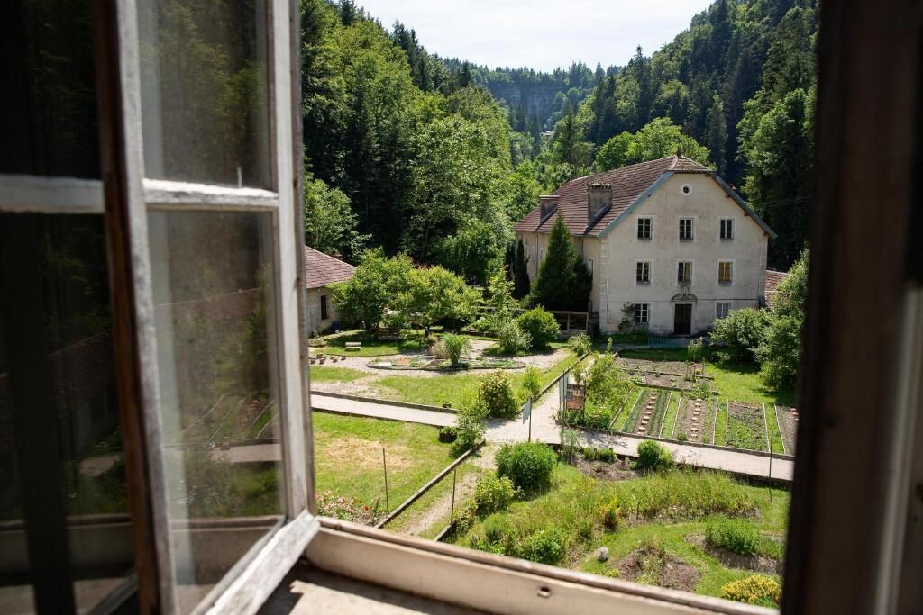 Chambre Quadruple, vue jardin | Intérieur