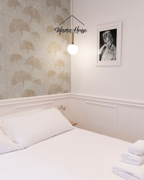 Basic Double Room, City View - Mama House - Testaccio (Roma)