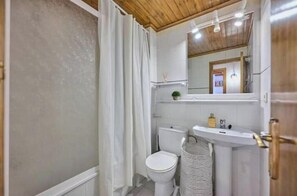 Shower - Cozy duplex in Bellver de Cerdanya (Bellver de Cerdanya)