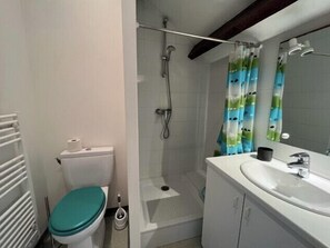 Bathroom - Cozy and comfortable apartment – Vannes Port (Vannes)