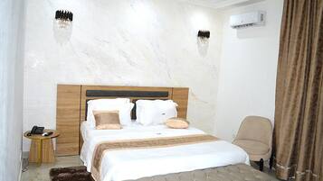 In-room safe, desk, blackout drapes, free WiFi