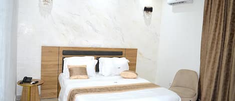 Luxury Suite, Balcony | In-room safe, desk, blackout drapes, free WiFi