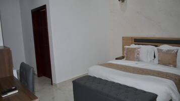 In-room safe, desk, blackout drapes, free WiFi
