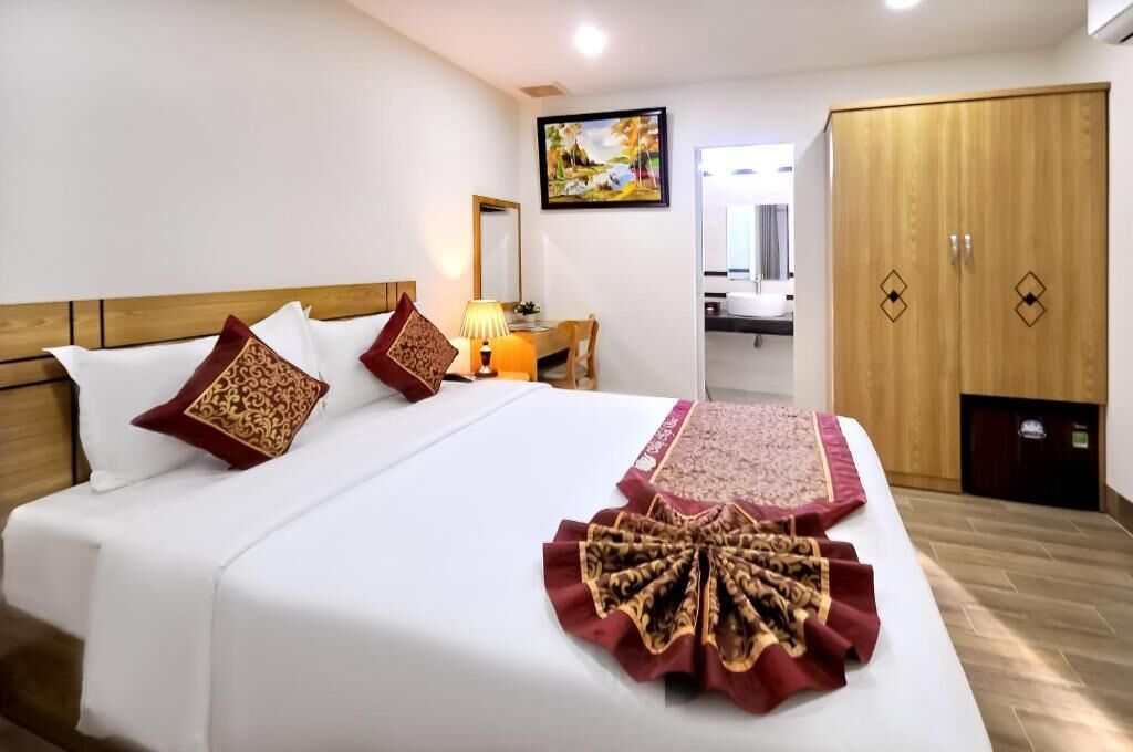 Superior Double Room | In-room safe, soundproofing, free WiFi, wheelchair access