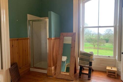 Luxury Triple Room, Garden View | Interior