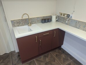 Interior - Beautiful cosy cabin for two with Hot Tub (Enniskillen)