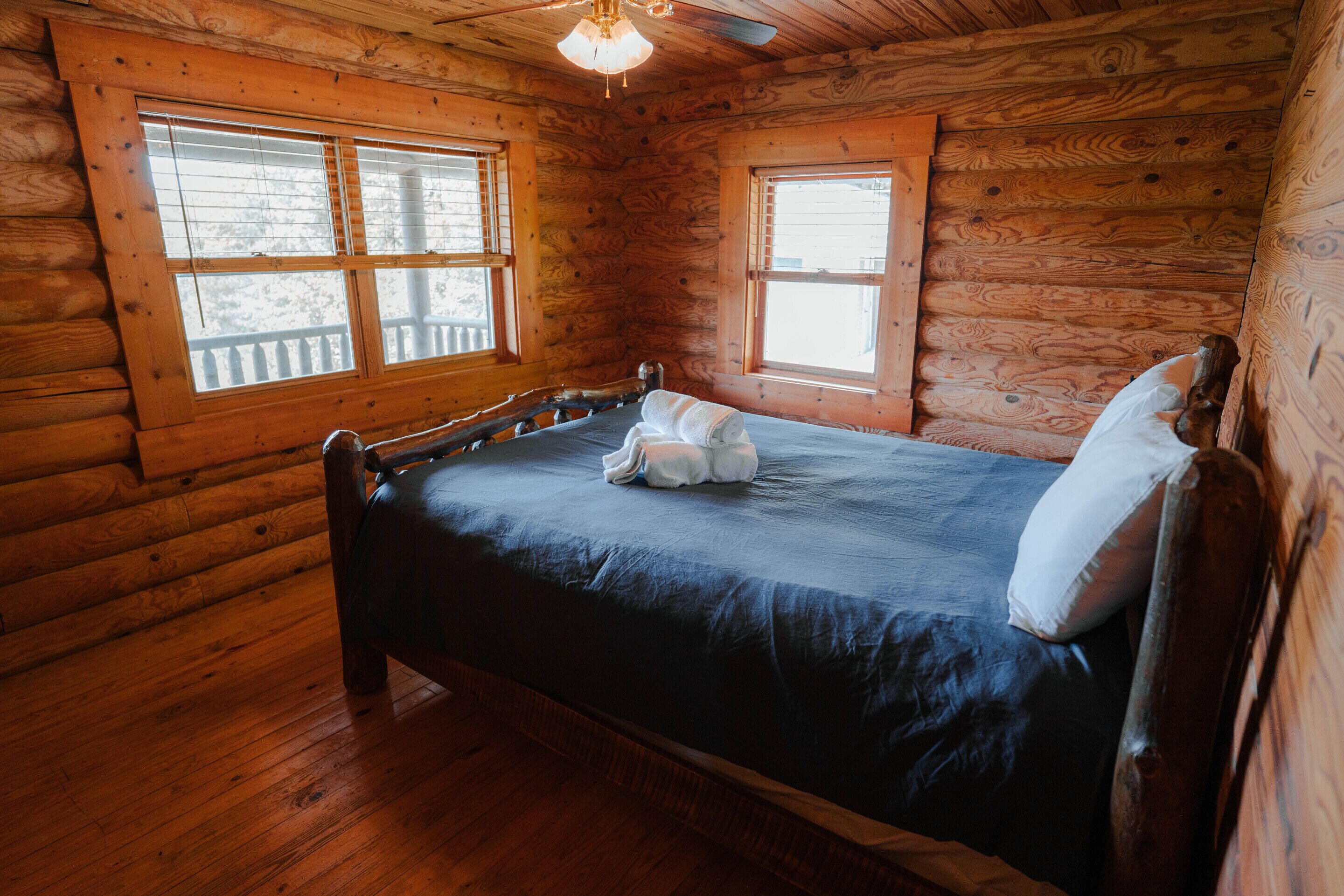 4 bedrooms, free WiFi, bed sheets