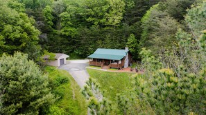 Exterior - Overlook Outpost| Hocking Hills (Rockbridge)
