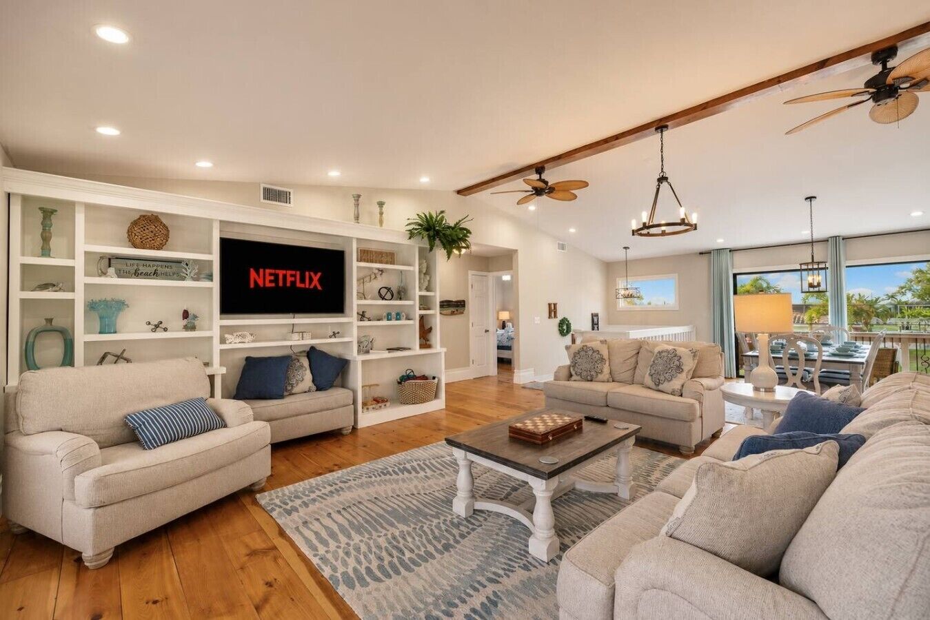 Smart TV, caminetto