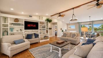 Smart TV, caminetto