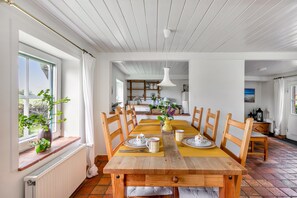 Dining - Holiday Home 'Achtern Diek' with Private Terrace, Garden and Wi-Fi (Schülp)