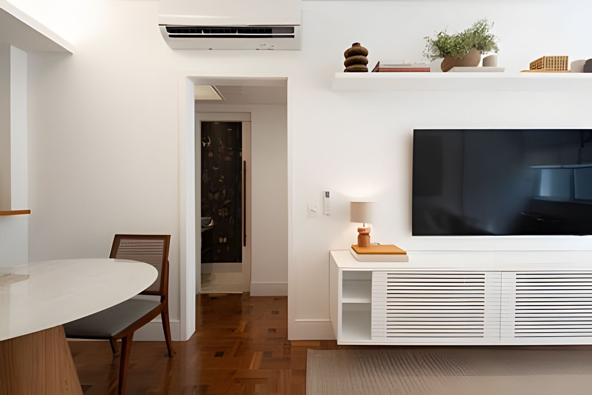 Eenvoudig appartement | Dineren