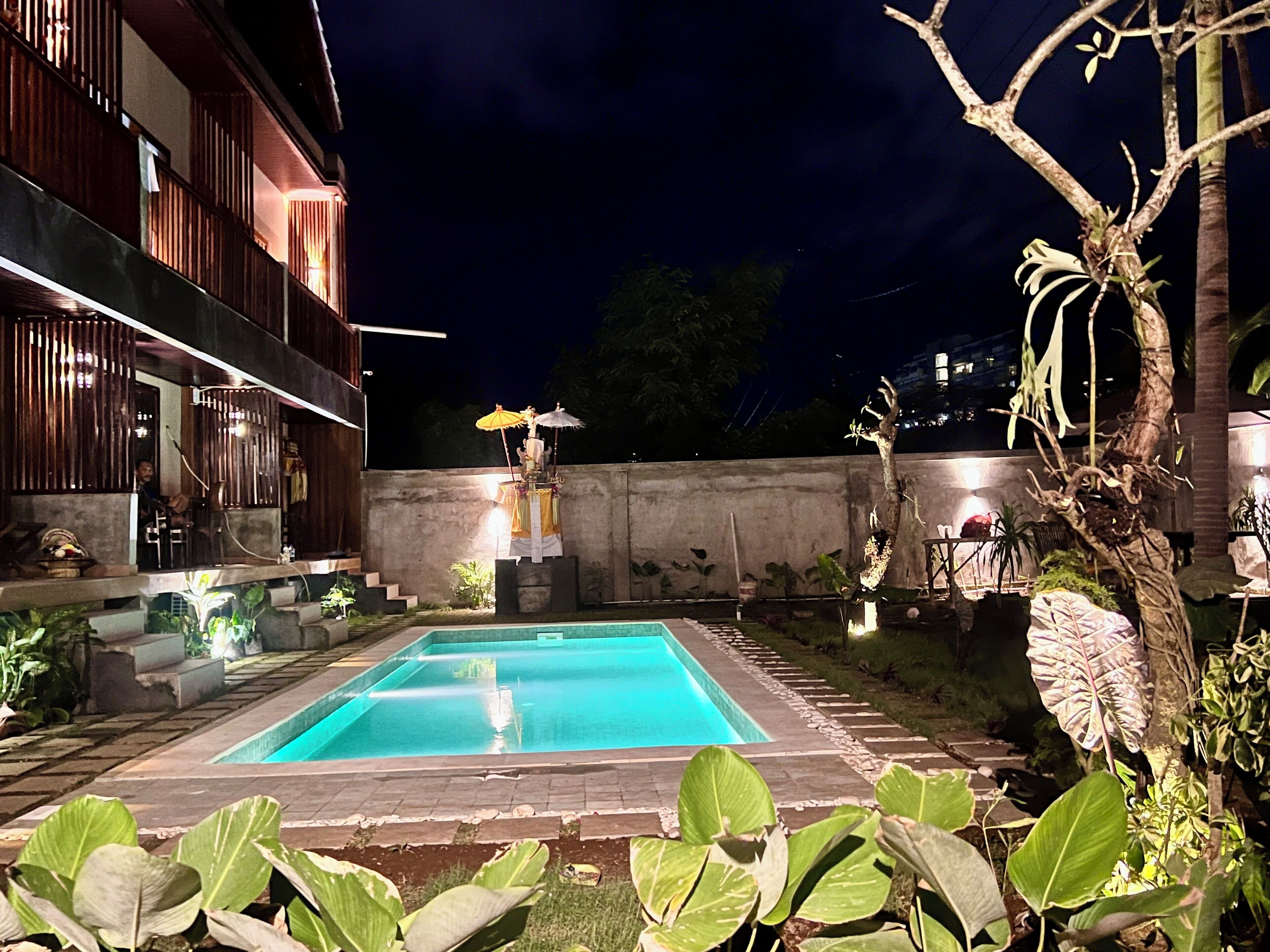 Kolam renang outdoor