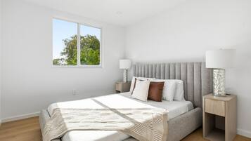 3 bedrooms, desk, iron/ironing board, WiFi
