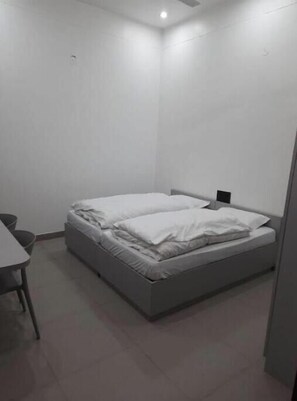 Room - Relaxing Family Homestay in Agra with Free WiFi and Private Parking (Agra)