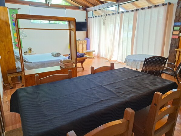 Room - Vrbo Property (Penha)