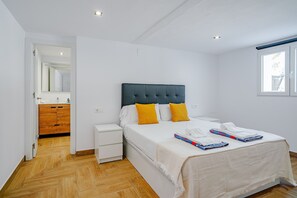 Room - Apartment 'Comfort En Jávea' with Shared Pool, Wi-Fi and Air Conditioning (Adsubia)